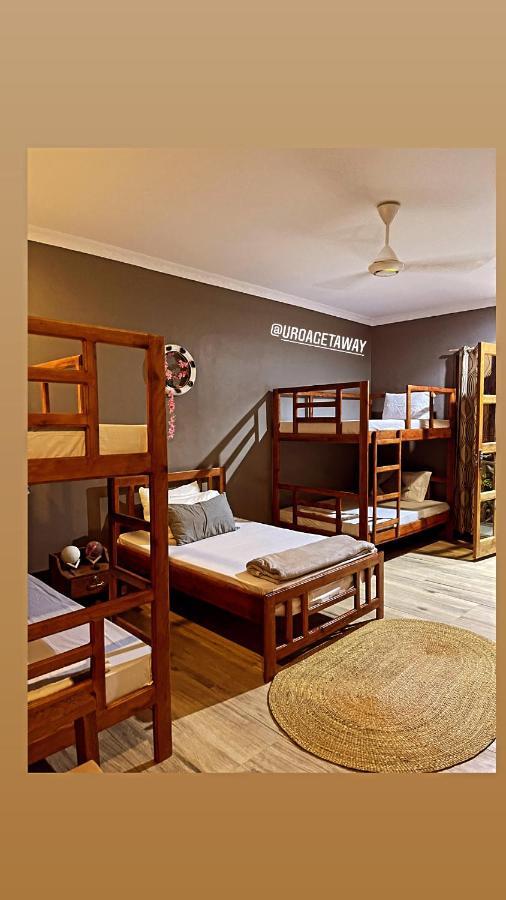 Uroa Getaway Panzió Kültér fotó